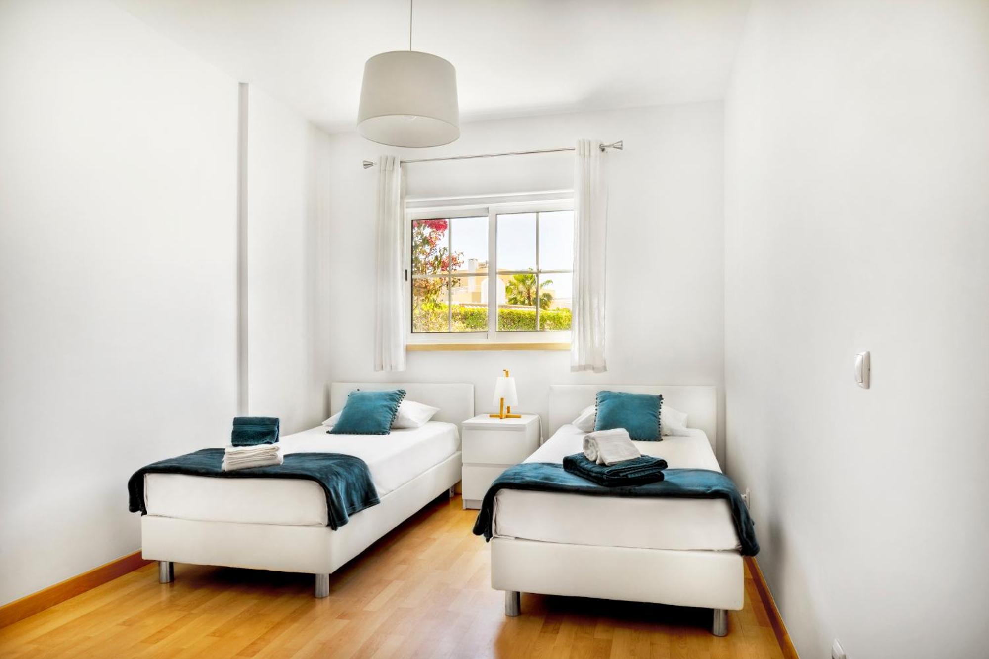 Apartamento No Condominio Baia Village Com Piscina Αλμπουφέιρα Εξωτερικό φωτογραφία